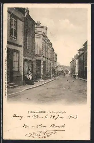 AK Bussy-en-Othe, La Rue principale avec des bâtiments anciens et passants