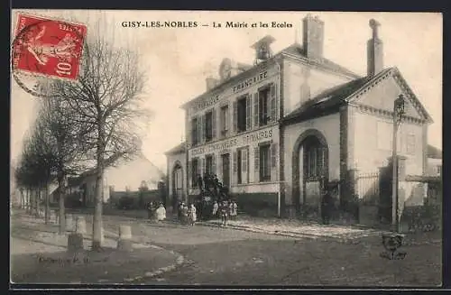 AK Gisy-les-Nobles, La Mairie et les Écoles