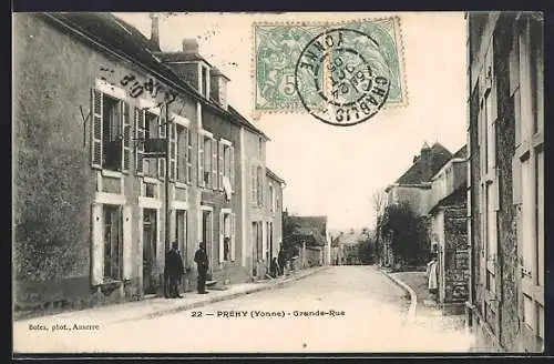 AK Préhy /Yonne, Grande-Rue animée avec passants et maisons anciennes