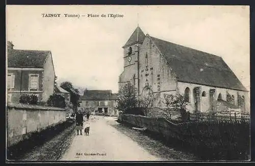 AK Taingy /Yonne, Place de l`Église