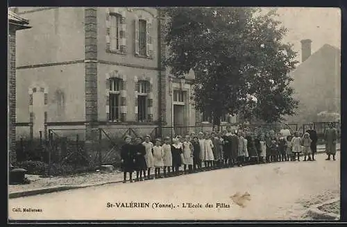 AK St-Valérien /Yonne, L`Ecole des Filles