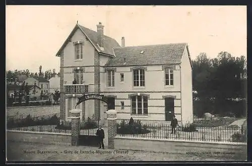 AK Laroche-Migennes /Yonne, Maison Blanvillain près de la gare