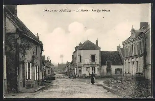 AK Dracy-sur-Ouanne, La Mairie, Rue Quadrimille