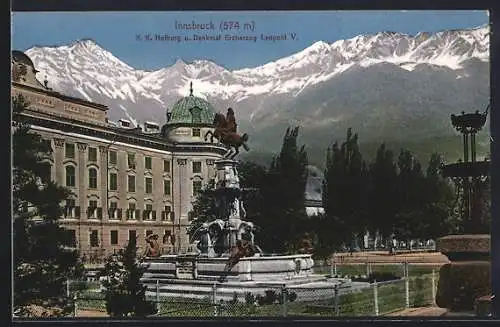 AK Innsbruck, K. K. Hofburg und Denkmal Erzherzog Leopold V.