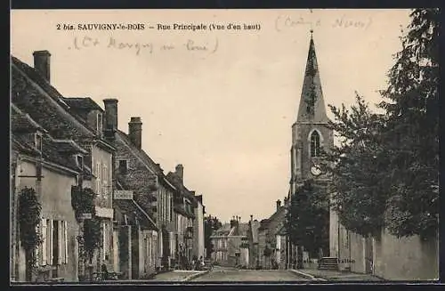AK Sauvigny-le-Bois, Rue Principale vue d`en haut avec l`église et les maisons alignées