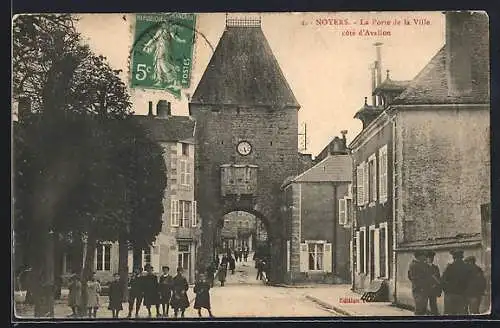 AK Noyers, La Porte de la Ville côté d`Avallon