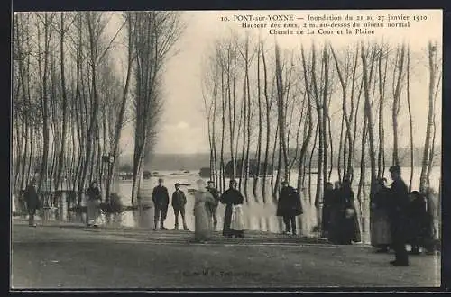 AK Pont-sur-Yonne, Inondation du 21 au 27 janvier 1910, Chemin de La Cour et la Plaine
