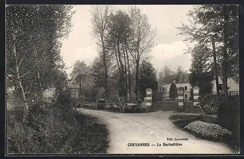 AK Chevannes, La Barbottière et son chemin bordé d`arbres
