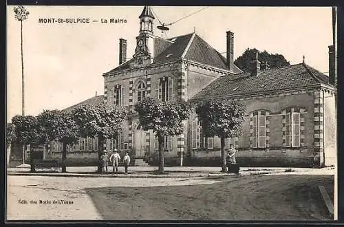 AK Mont-St-Sulpice, La Mairie