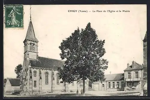 AK Chigy /Yonne, La Place de l`Église et la Mairie
