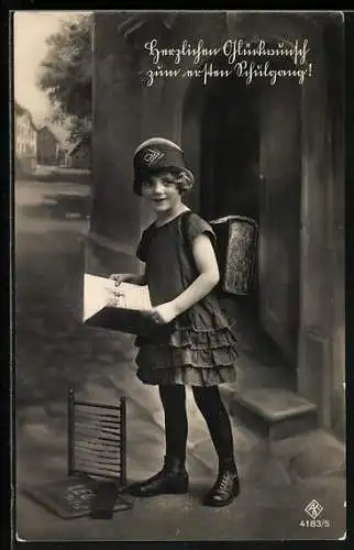 AK Mädchen mit Büchern und Schultasche, Herzlichen Glückwunsch zum ersten Schulgang