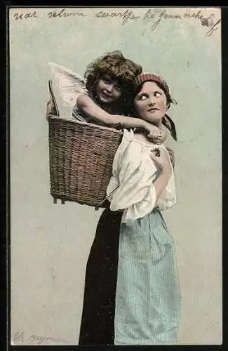 AK Frau trägt Amor in einem Korb auf ihrem Rücken