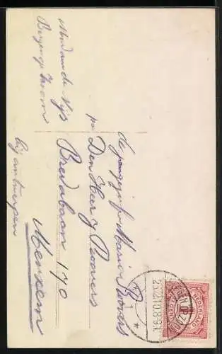 AK Weihnachtsengel mit Rose sitzt auf einer Wolke, Vroolijk Kerstfeest