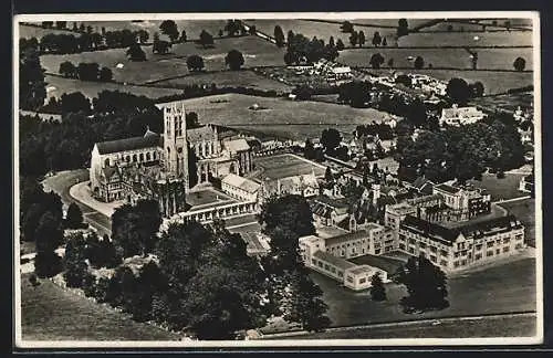 AK Stratton-on-the-Fosse, Downside Abbey and School