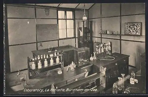 AK Burnham-on-Sea, La Retraite, Laboratory