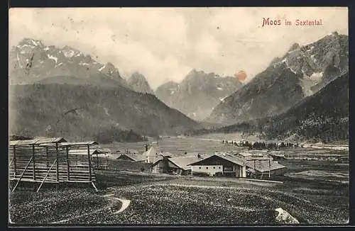 AK Moos im Sextental, Panorama mit Gebirgswand