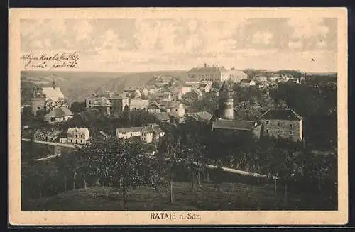 AK Rataje n. Sáz., Ortsansicht aus der Vogelschau