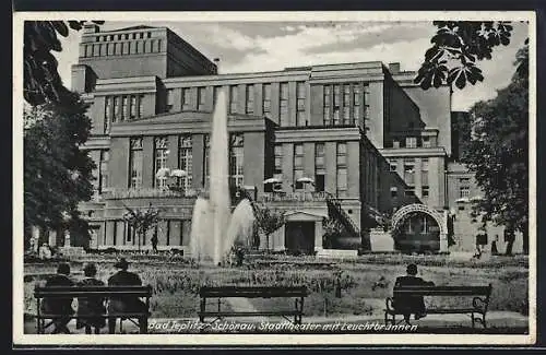 AK Teplitz Schönau / Teplice, Stadttheater mit Leuchtbrunnen