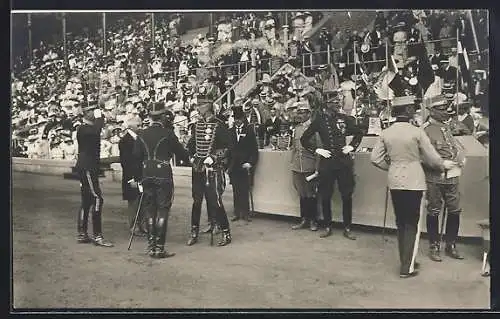 AK Stockholm, Olympia 1912, The King distributes the prizes at the horse riding competition