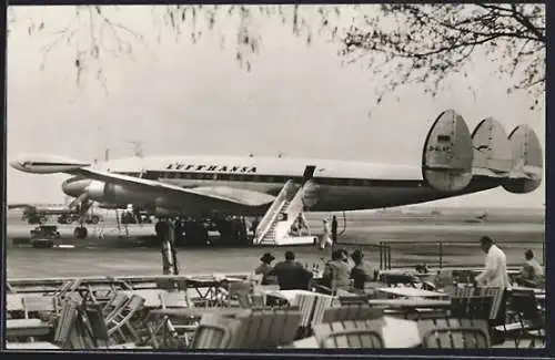 AK Lockheed Super-G-Constellation der deutschen Lufthansa