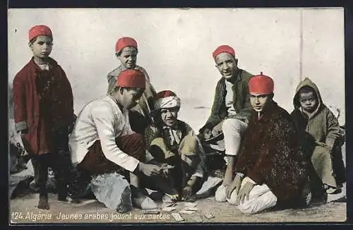 AK Alger, Jeunes arabes jouant aux cartes