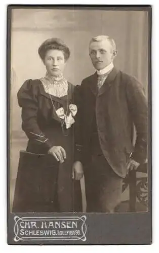 Fotografie Chr. Hansen, Schleswig, Lollfuss 98, Porträt eines Paares