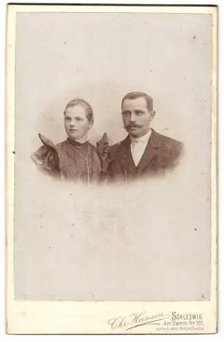 Fotografie Chr. Hansen, Schleswig, Am Damm 101, Porträt eines Paares