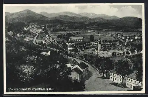 AK Baumgartenberg /O. D., Ortsansicht mit Berglandschaft