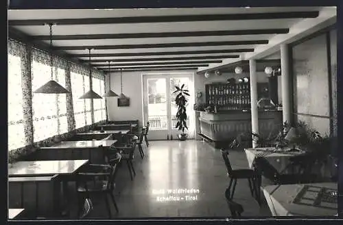 AK Scheffau /Tirol, Cafe Waldfrieden, Innenansicht