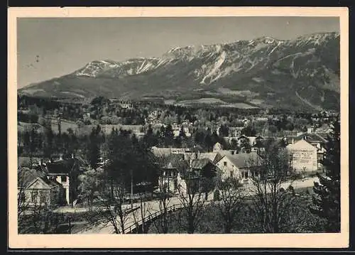 AK Reichenau /N.-Do., Teilansicht mit der Rax und Strassenpartie