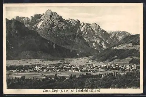 AK Lienz /Tirol, Teilansicht mit Spitzkofel