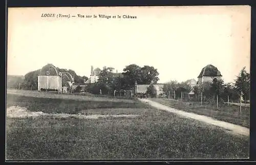 AK Looze /Yonne, Vue sur le Village et le Château