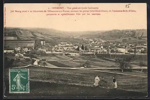 AK Dixmont, Vue générale du joli bourg entouré de collines et forêts, prisé des touristes en été