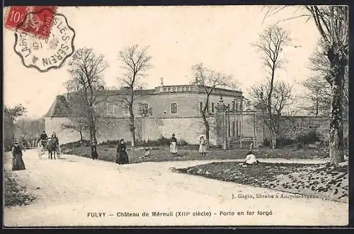 AK Fulvy, Château de Méreuil, XIIIe siècle, Porte en fer forgé