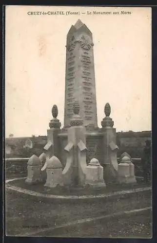 AK Cruzy-le-Chatel /Yonne, Le Monument aux Morts