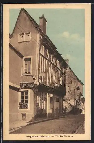 AK Noyers-sur-Serein, Vieilles Maisons