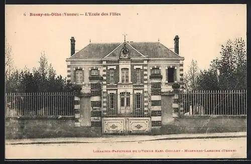 AK Bussy-en-Othe /Yonne, L`École des Filles