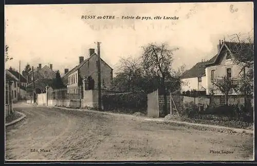 AK Bussy-en-Othe, Entrée du pays, côte Laroche