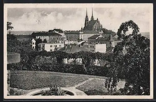 AK Brünn, Parkanlagen mit Blick zum St. Petersdom