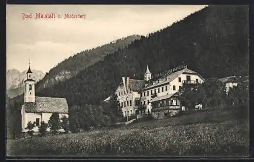 AK Bad Maistatt b. Niederdorf, Blick auf Kirche und grosses Gebäude am Waldhang