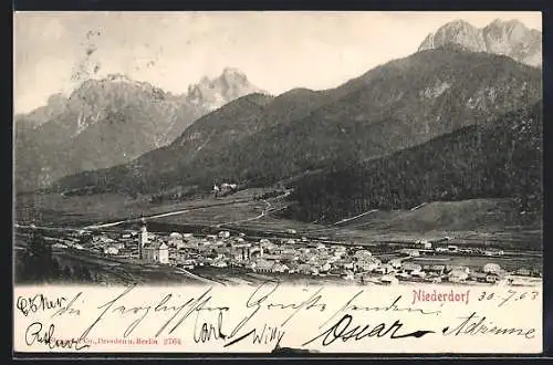 AK Niederdorf, Gesamtansicht mit Gebirgswand