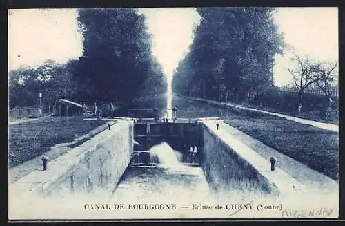 AK Cheny /Yonne, Écluse du Canal de Bourgogne