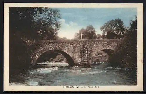 AK Chastellux, Le Vieux Pont sur la rivière entouré d`arbres et de nature