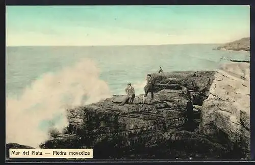 AK Mar del Plata, Piedra movediza