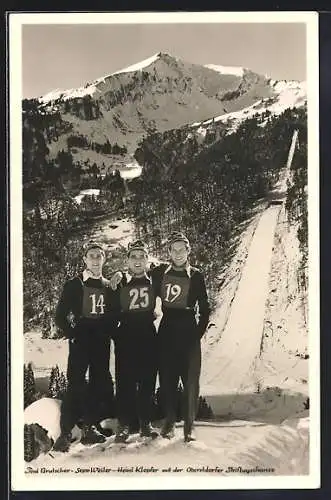 AK Oberstdorf, Toni Brutscher-Sepp Weiler-Heini Klopfer mit der Skiflugschanze
