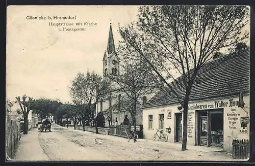 AK Glienicke b. Hermsdorf, Colonialwaren-Geschäft, Hauptstrasse mit Kirche und Postagentur