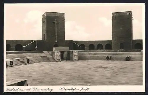 AK Hohenstein, Reichsehrenmal Tannenberg mit Gruft im Ehrenhof