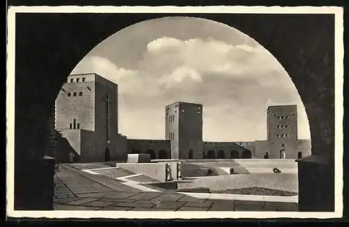 AK Hohenstein, Ehrenhof vom Reichsehrenmal Tannenberg