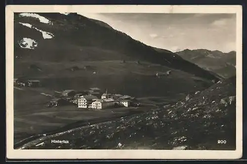 AK Hintertux, Teilansicht mit Bergen