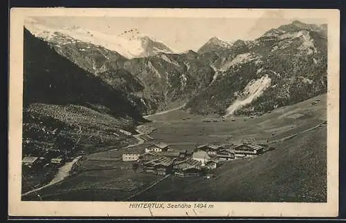 AK Hintertux, Teilansicht mit Bergen